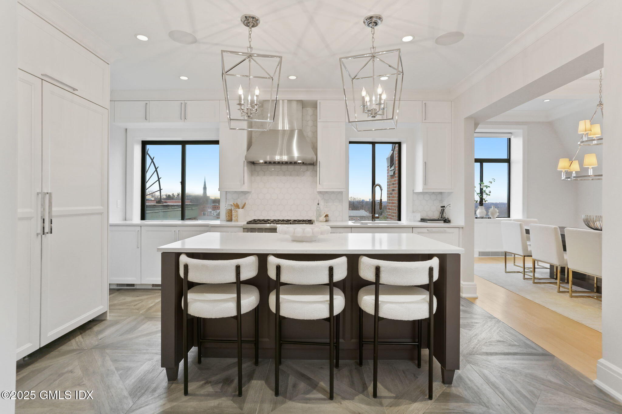 4 Lafayette Court, Unit PH Greenwich, CT 06830 - Photo 7 of 40 75-web-or-mls-4-lafayette-ct-ph7a