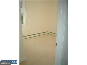 33 Dutton Mill Road Aston, PA 19014 - Photo 7 of 10 Bedroom 2