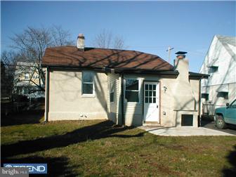 33 Dutton Mill Road Aston, PA 19014 - Photo 9 of 10 Exterior Back