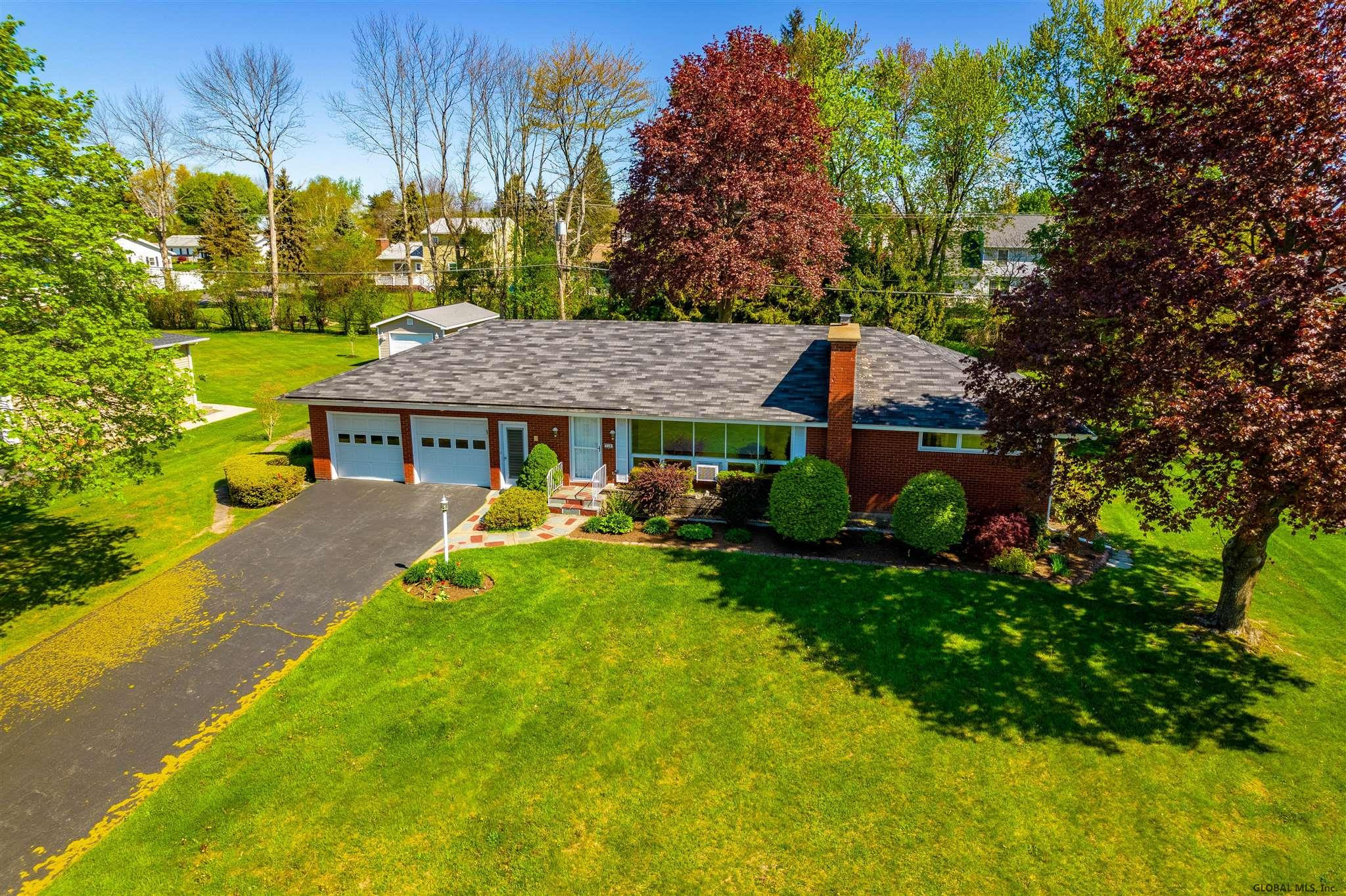 116 Latham Ridge Road Colonie, NY 12110 - Photo 1 of 35 Photo 1
