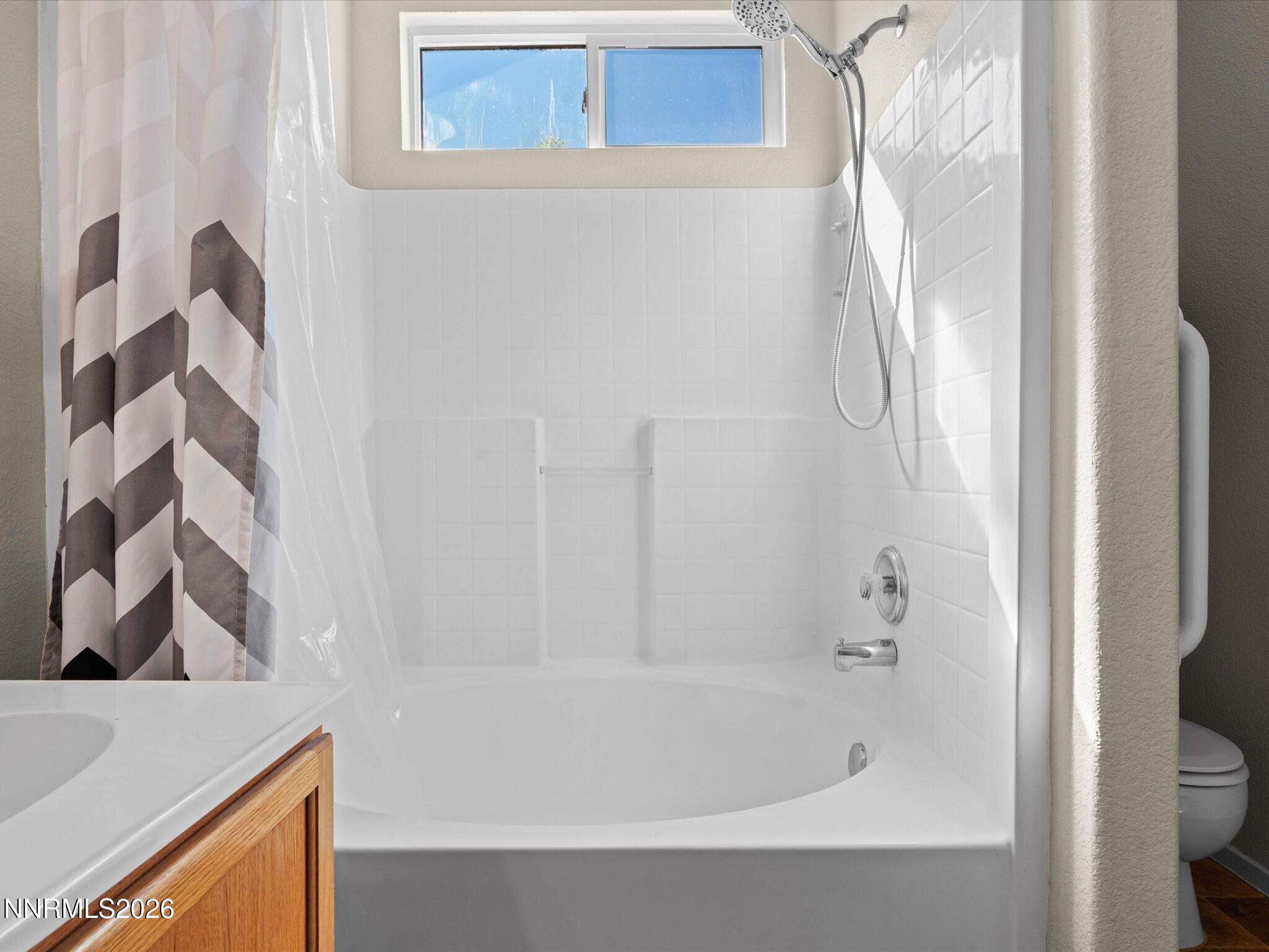 21140 Mt Lewis Court Reno, NV 89508 - Photo 18 of 32 eee