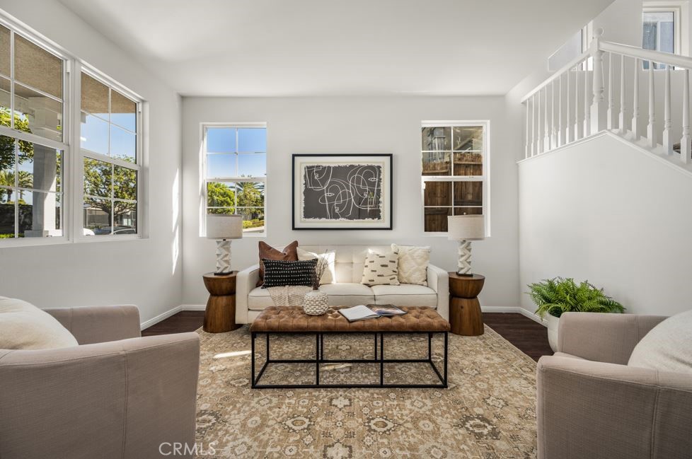 966 Apricot Way Carson, CA 90746 - Photo 4 of 28