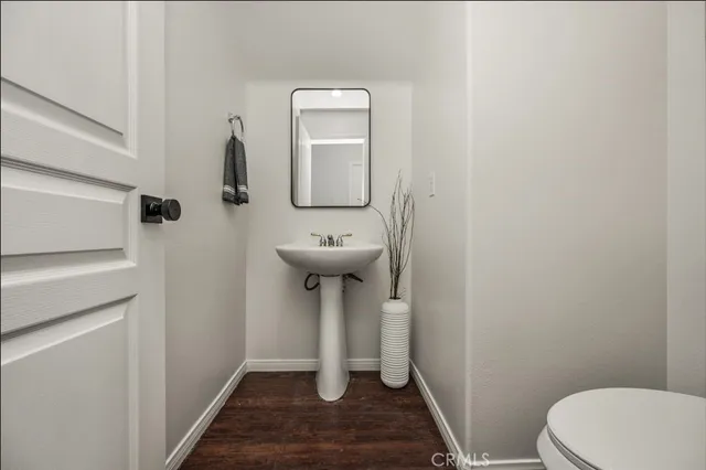 $995,000 | 966 Apricot Way, Carson, CA 90746