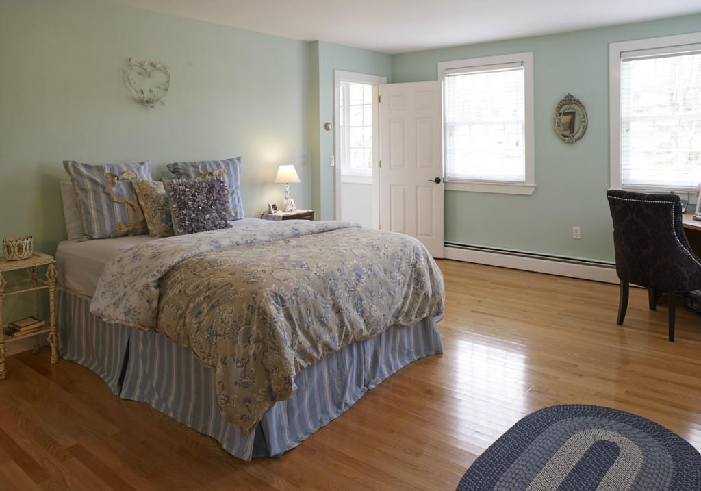 20 Powell Road Cumberland Foreside, ME 04110 - Photo 12 of 24 Photo
