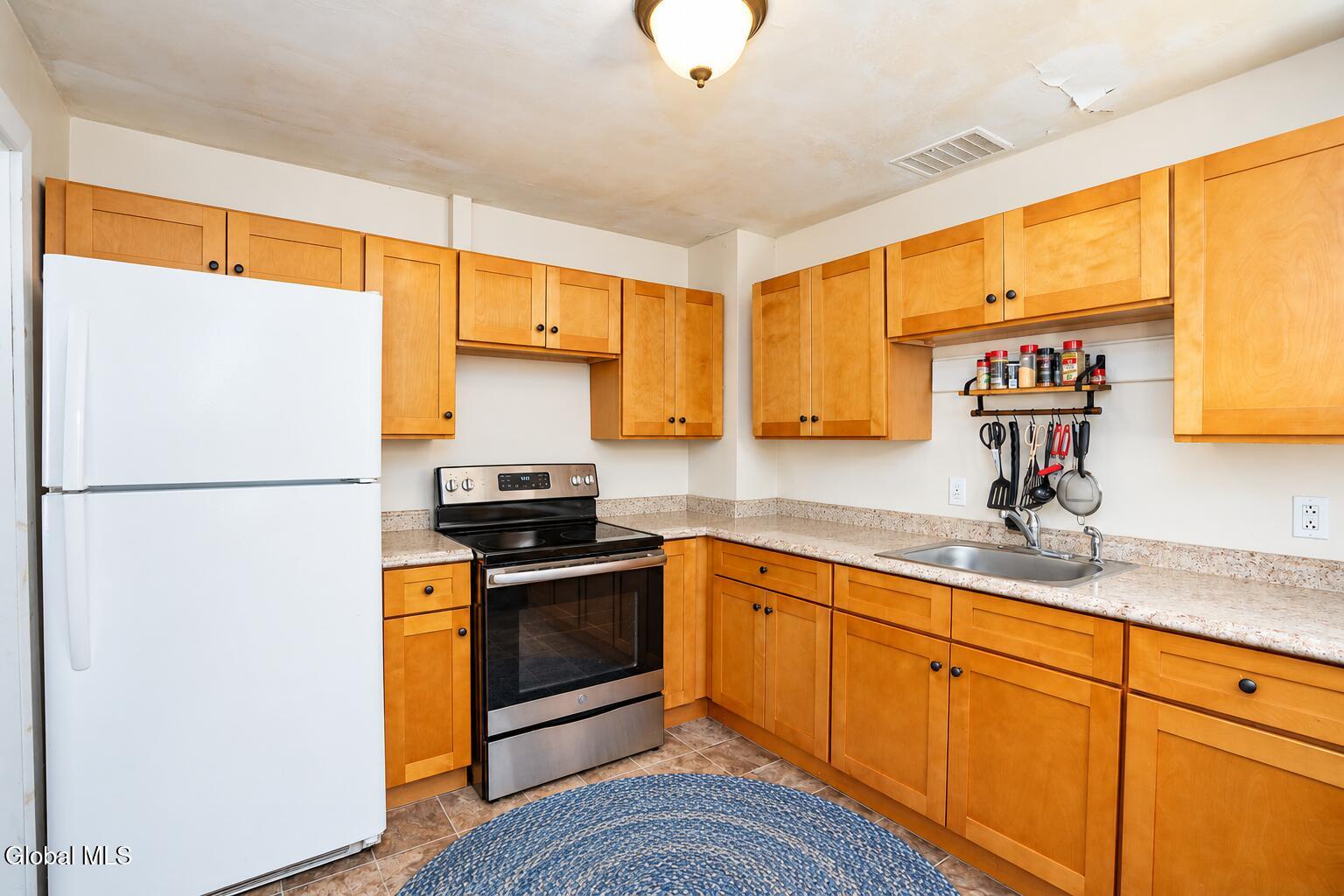160 Marcy Lane Newcomb, NY 12852 - Photo 4 of 20 Kitchen