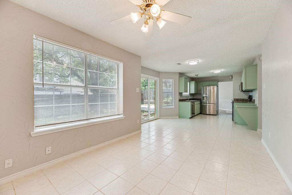 5610 Eagle Rock Road Arlington, TX 76017 - Photo 11 of 33