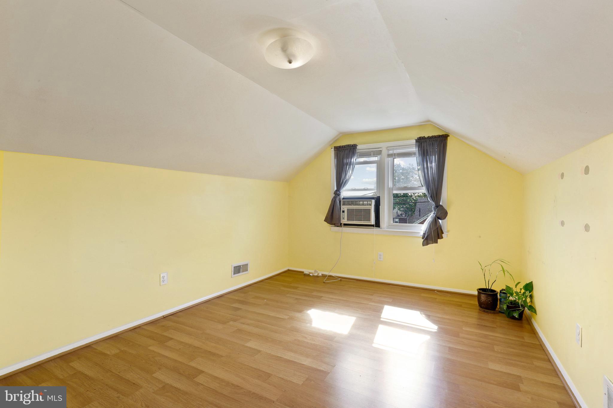 7840 Shepherd Avenue Baltimore, MD 21234 - Photo 11 of 18