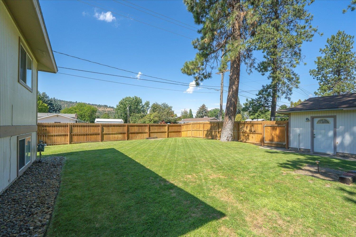 10709 East 32nd Avenue Spokane Valley, WA 99206 - Photo 30 of 42