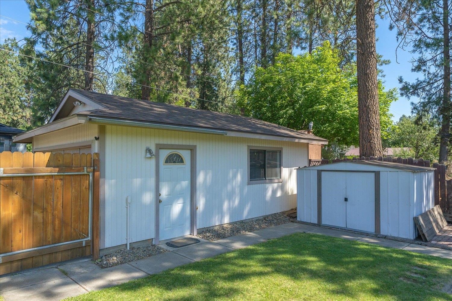 10709 East 32nd Avenue Spokane Valley, WA 99206 - Photo 39 of 42