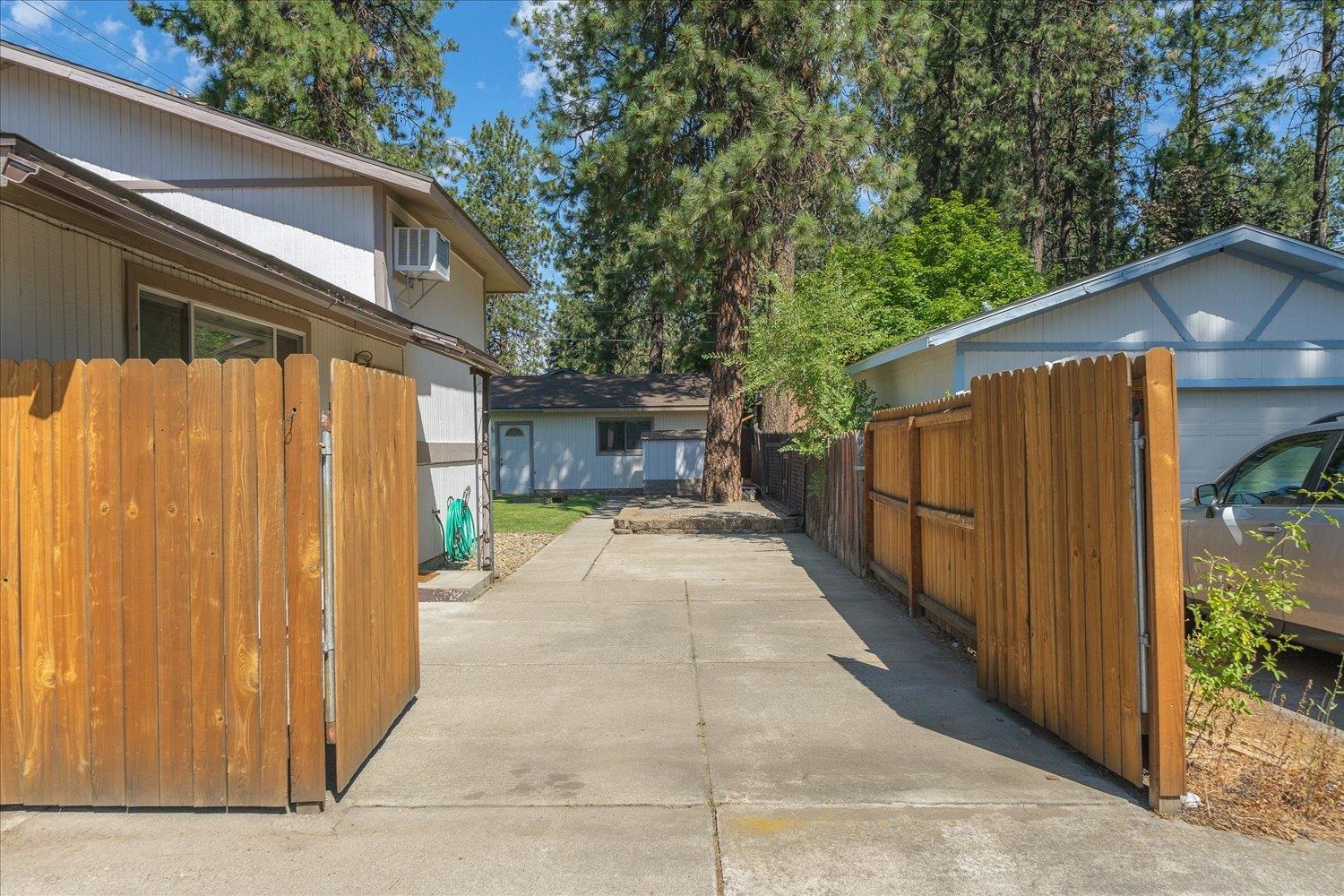 10709 East 32nd Avenue Spokane Valley, WA 99206 - Photo 8 of 42