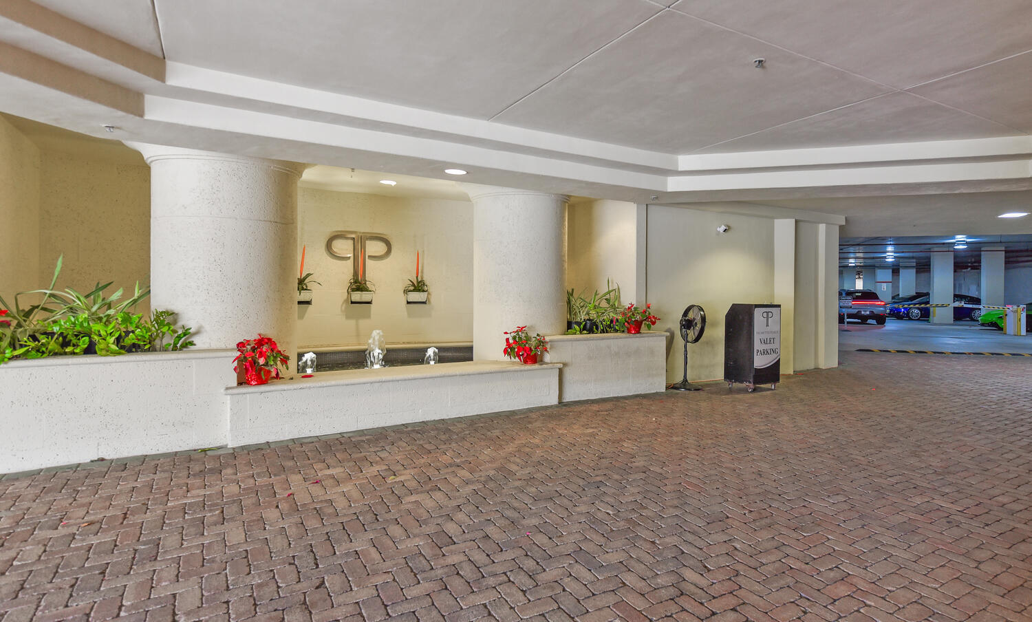 99 Southeast Mizner Boulevard, Unit PH 909 Boca Raton, FL 33432 - Photo 35 of 51 IMG_0218