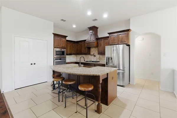 $489,900 | 1030 Lester Burt Road, Farmersville, TX 75442