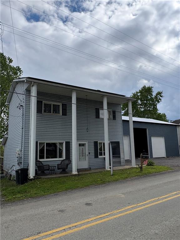Welcome to 6437 Tuscarawas Road in Ohioville!