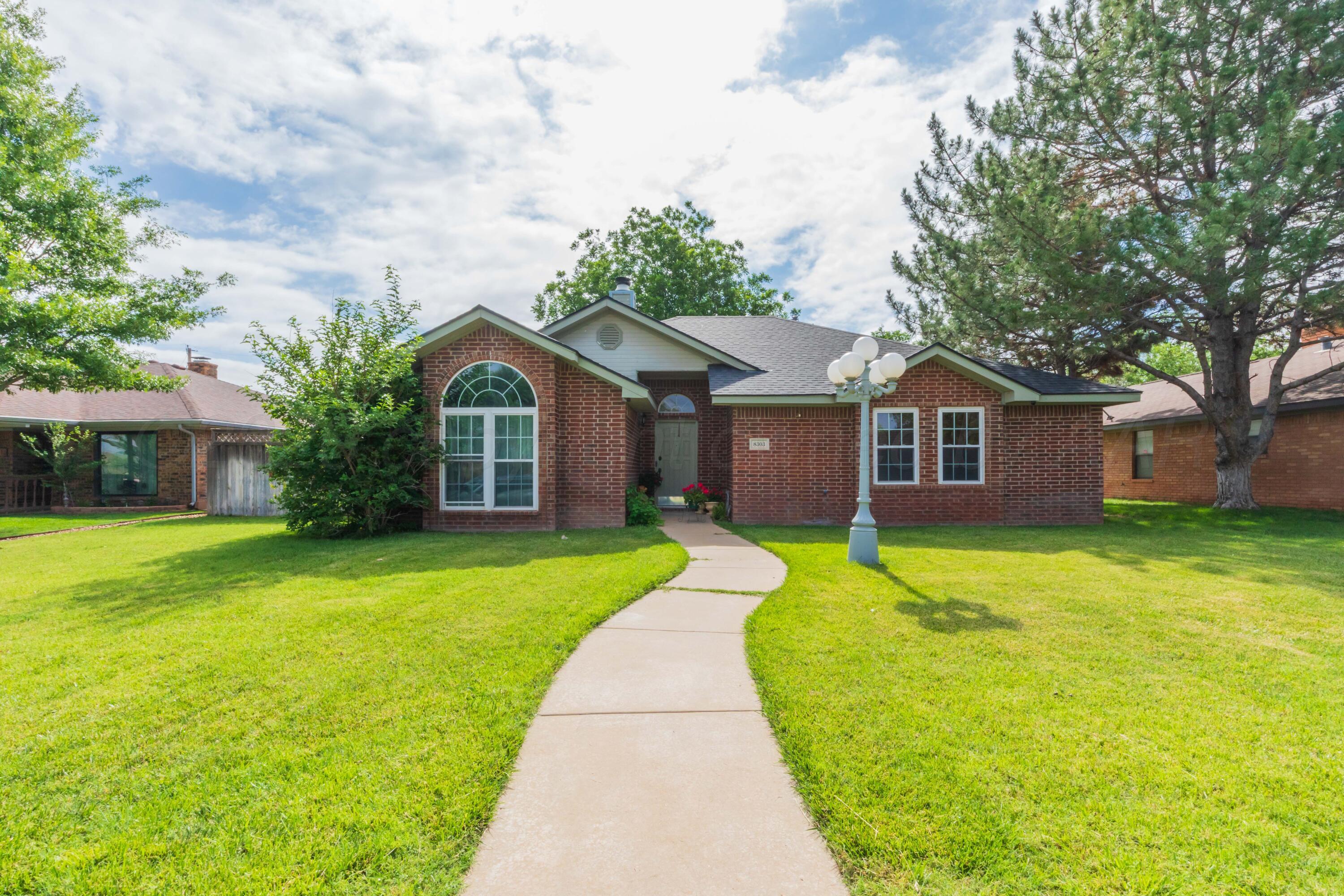 8303 Ranier Drive Amarillo, TX 79110 - Photo 2 of 27 FRONT VIEW 2