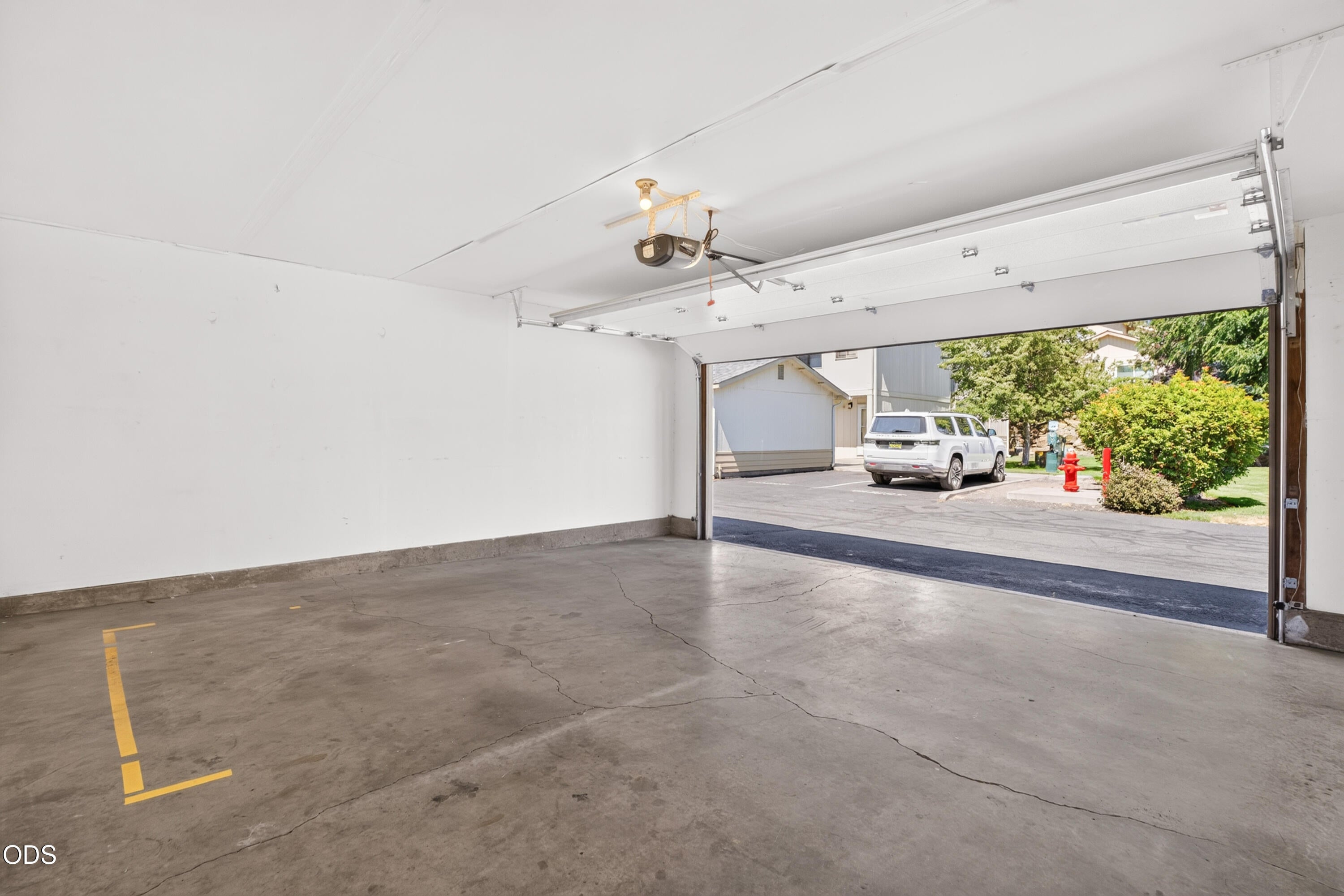 1050 Northeast Butler Market Road, Unit 29 Bend, OR 97701 - Photo 12 of 16 Gallery Image 12