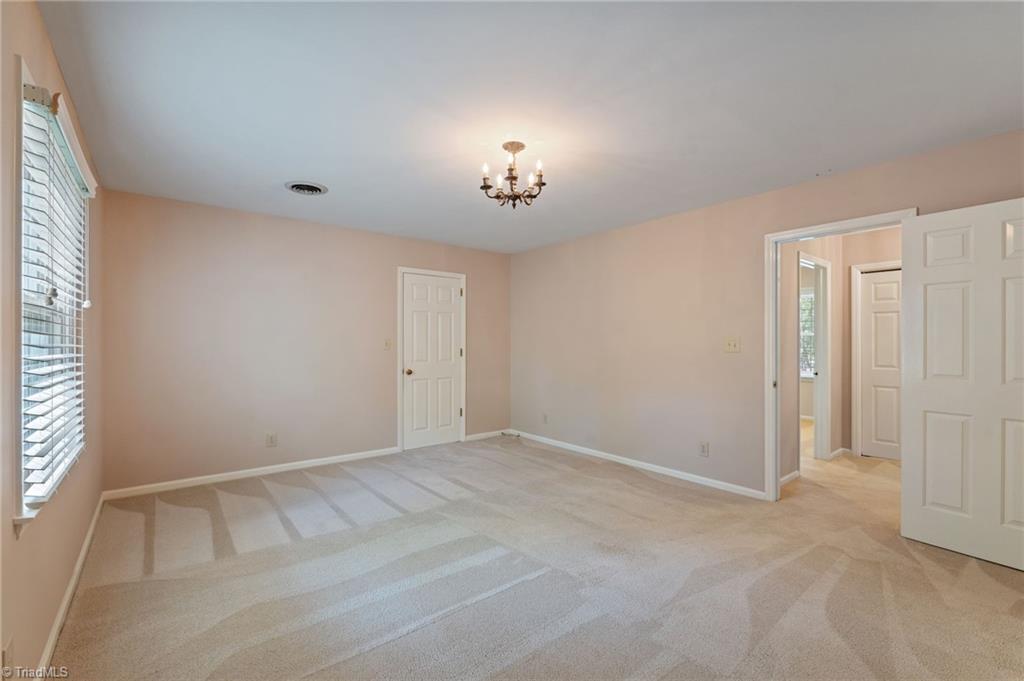 2804 Fleming Road Greensboro, NC 27410 - Photo 22 of 50 Gallery Image 22