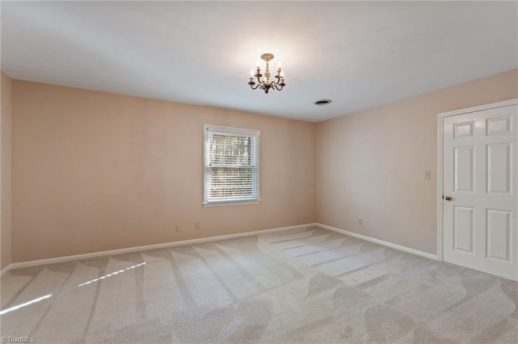 2804 Fleming Road Greensboro, NC 27410 - Photo 24 of 50 Gallery Image 24