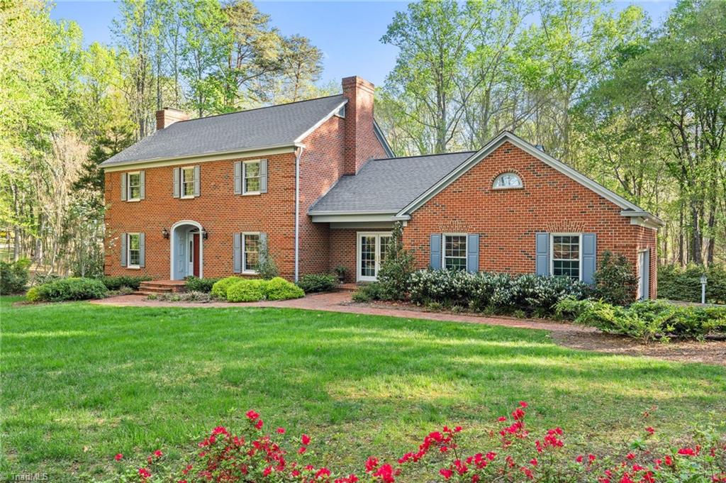 2804 Fleming Road Greensboro, NC 27410 - Photo 3 of 50 Gallery Image 3
