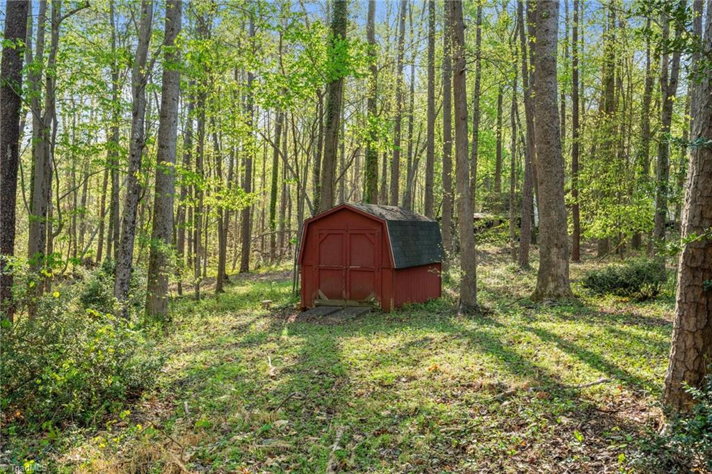 2804 Fleming Road Greensboro, NC 27410 - Photo 46 of 50 Gallery Image 46