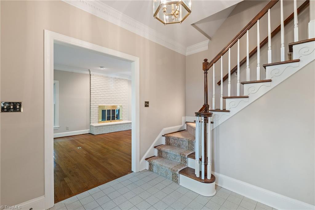 2804 Fleming Road Greensboro, NC 27410 - Photo 8 of 50 Gallery Image 8