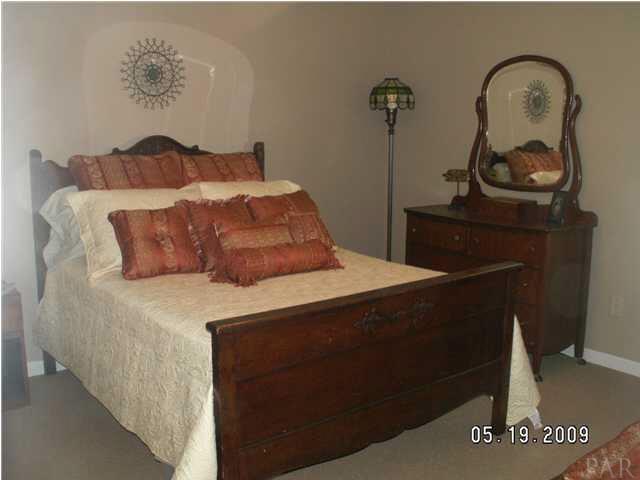 7224 Helms Road Pensacola, FL 32526 - Photo 8 of 23 Guest Bedroom