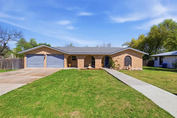 $300,000 | 106 Tower Drive, Round Rock, TX 78664