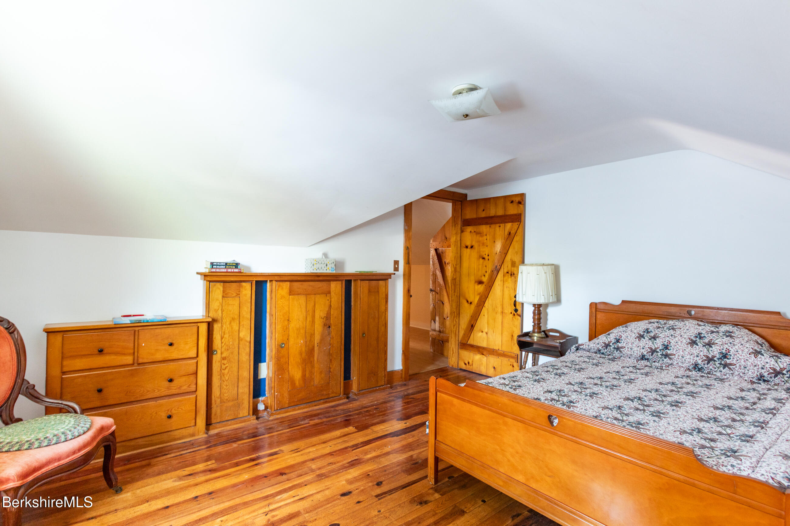 28 Adelaide Avenue Pittsfield, MA 01201 - Photo 15 of 31 image-20