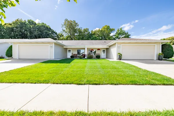 $429,900 | 630 Novak Street, Unit 542, Hartford, WI 53027