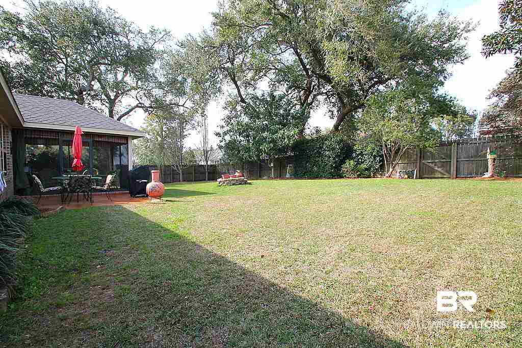 7725 Elizabeth Drive Daphne, AL 36526 - Photo 19 of 23