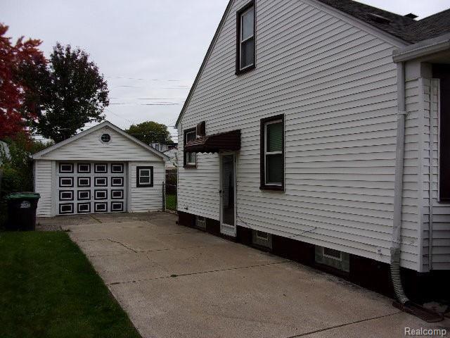 6812 Pelham Road Taylor, MI 48180 - Photo 2 of 13