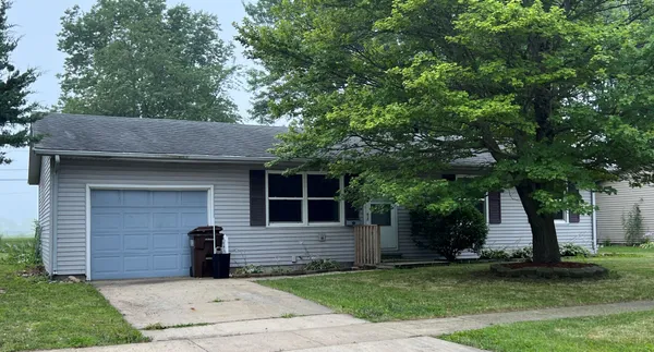 $175,900 | 1036 Avenue East, Rochelle, IL 61068