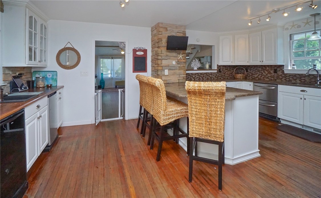 67 North Road Jamestown, RI 02835 - Photo 12 of 30 Gallery Image 12