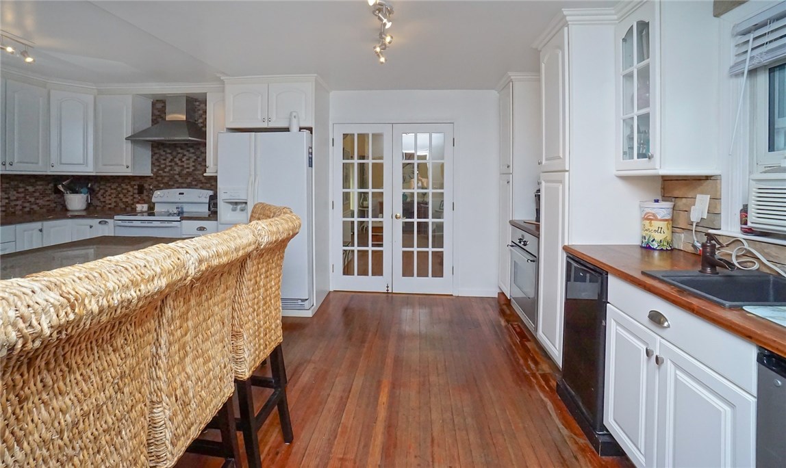 67 North Road Jamestown, RI 02835 - Photo 13 of 30 Gallery Image 13