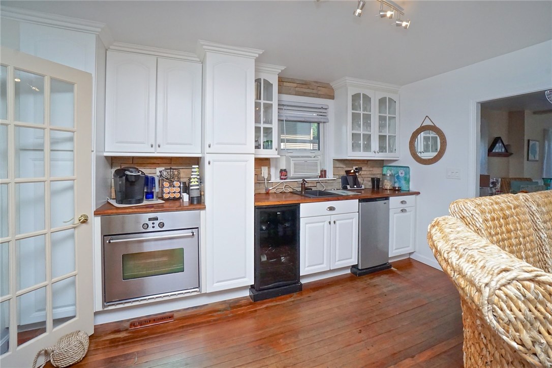 67 North Road Jamestown, RI 02835 - Photo 16 of 30 Gallery Image 16