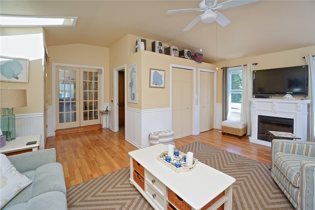 67 North Road Jamestown, RI 02835 - Photo 18 of 30 Gallery Image 18