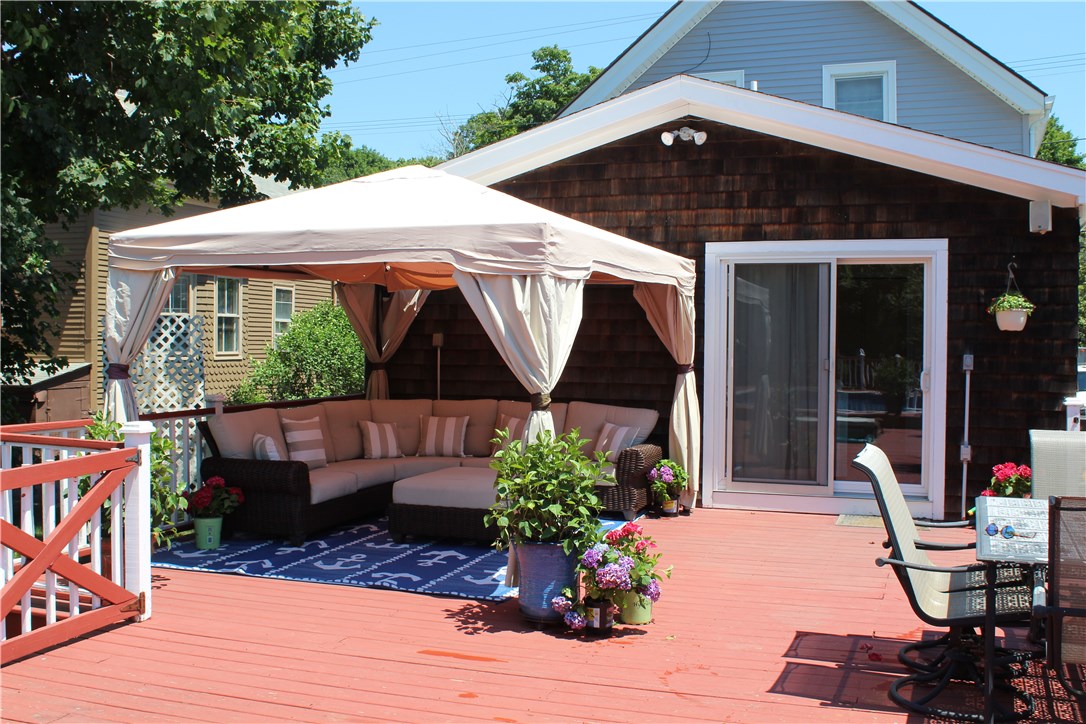67 North Road Jamestown, RI 02835 - Photo 6 of 30 Gallery Image 6