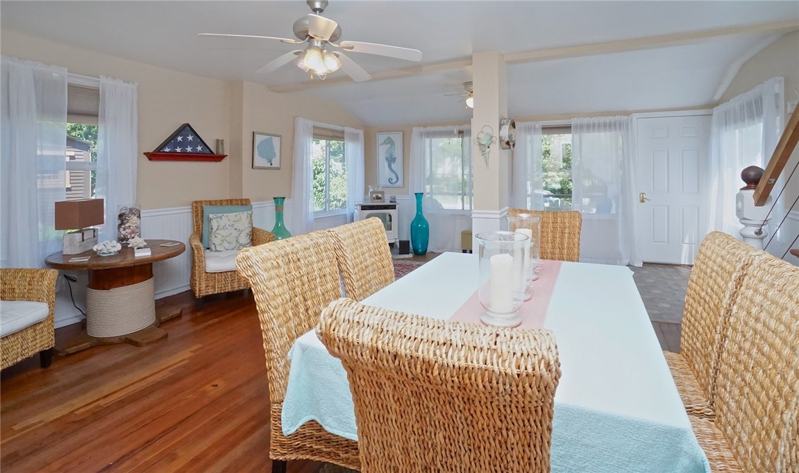 67 North Road Jamestown, RI 02835 - Photo 9 of 30 Gallery Image 9