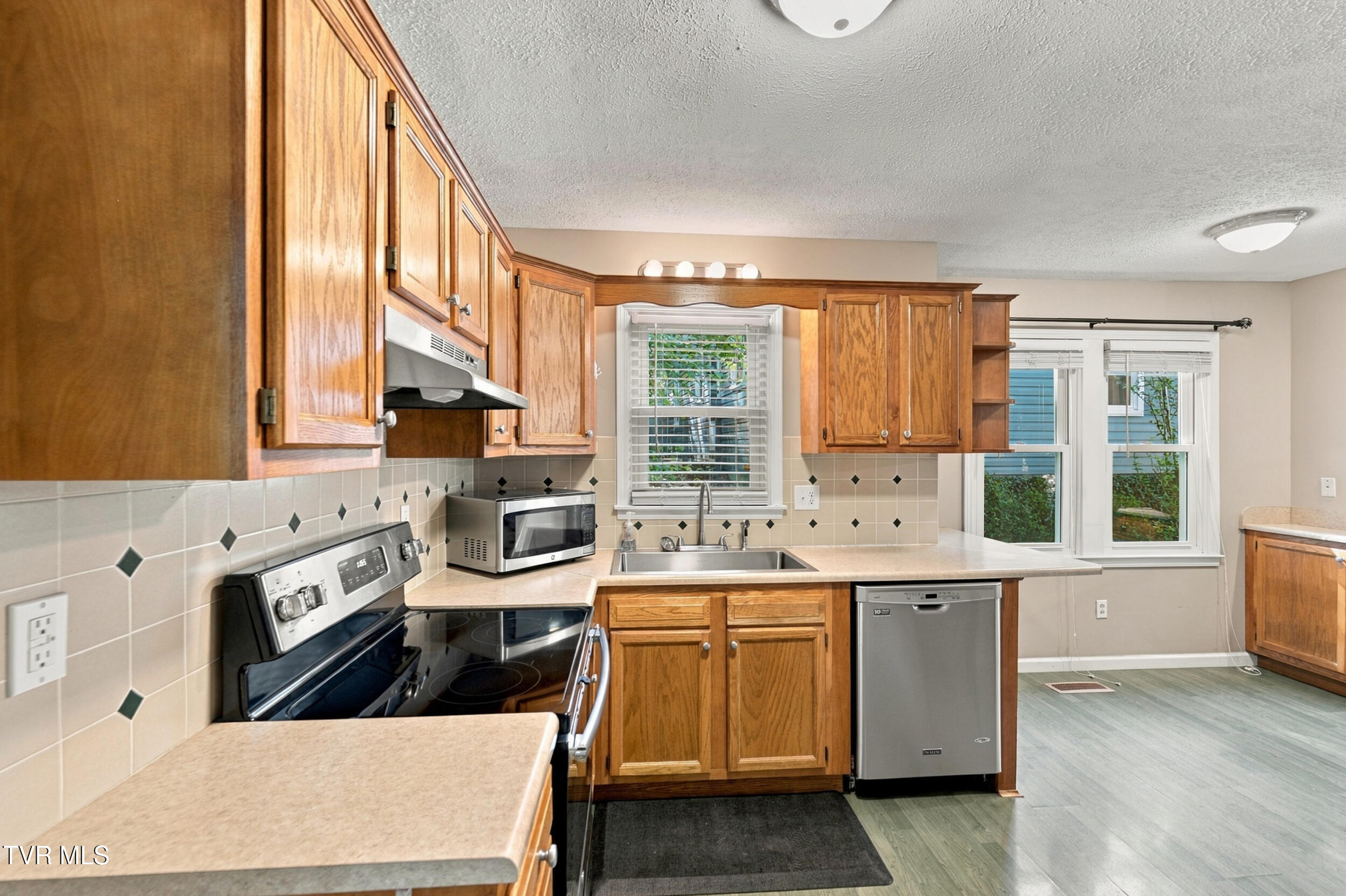 1409 Rock Rose Road Bristol, TN 37620 - Photo 12 of 26 dsc_2994