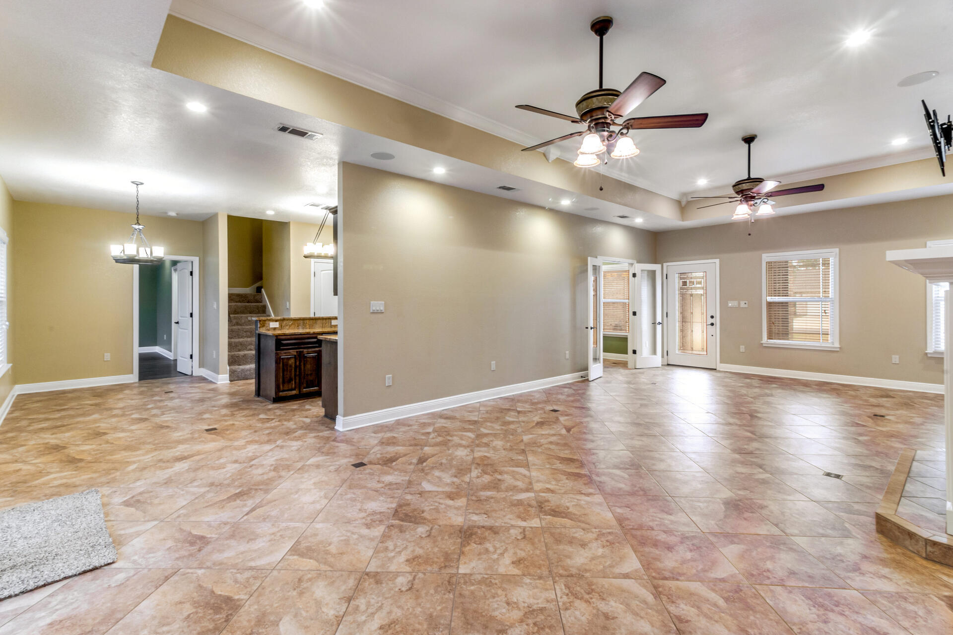 4091 Happy Trails Road Crestview, FL 32539 - Photo 8 of 41 a view of a livingroom with a kitchen