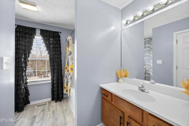 $370,000 | 5981 Katrina Lane, Knoxville, TN 37912