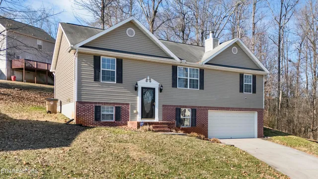 $370,000 | 5981 Katrina Lane, Knoxville, TN 37912