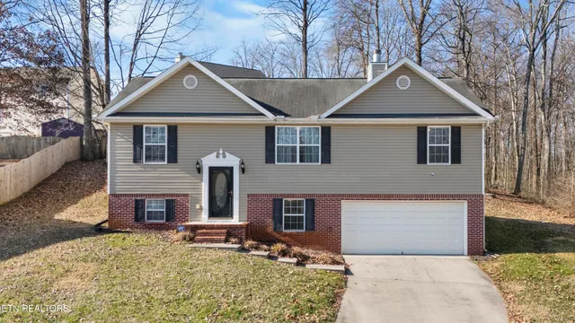 $370,000 | 5981 Katrina Lane, Knoxville, TN 37912