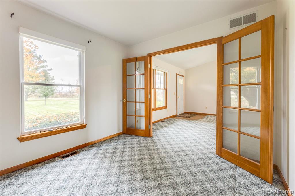 4072 Wellman Line Road Jeddo, MI 48032 - Photo 15 of 32