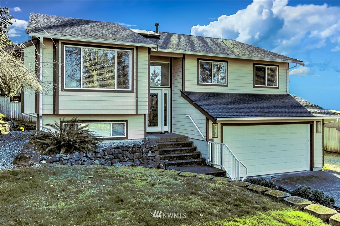 505 Roe Street Steilacoom, WA 98388 - Photo 1 of 21