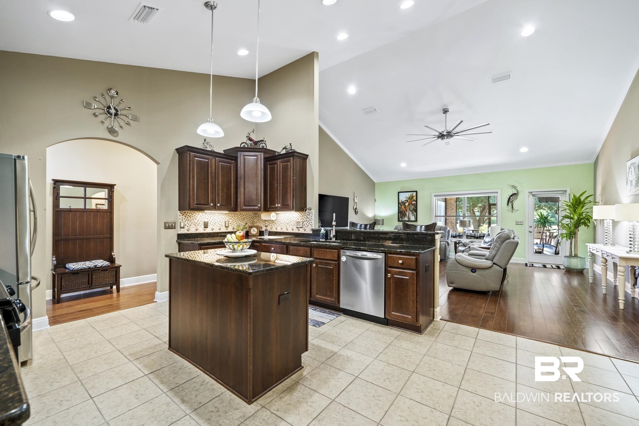 23389 Dundee Circle Foley, AL 36535 - Photo 9 of 32