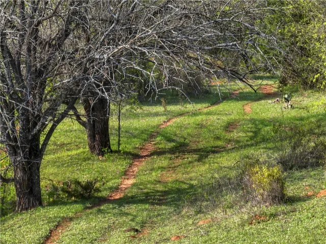 $2,462,025 | Tbd Jake Sparks Drive, Waco, TX 76705