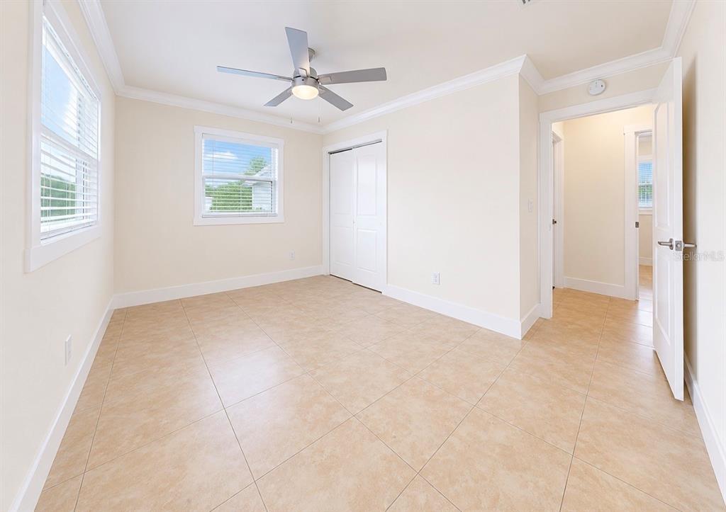 404 12th Street Southwest Ruskin, FL 33570 - Photo 29 of 49