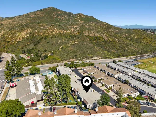 $799,900 | 6960 Caminito Curva, San Diego, CA 92119