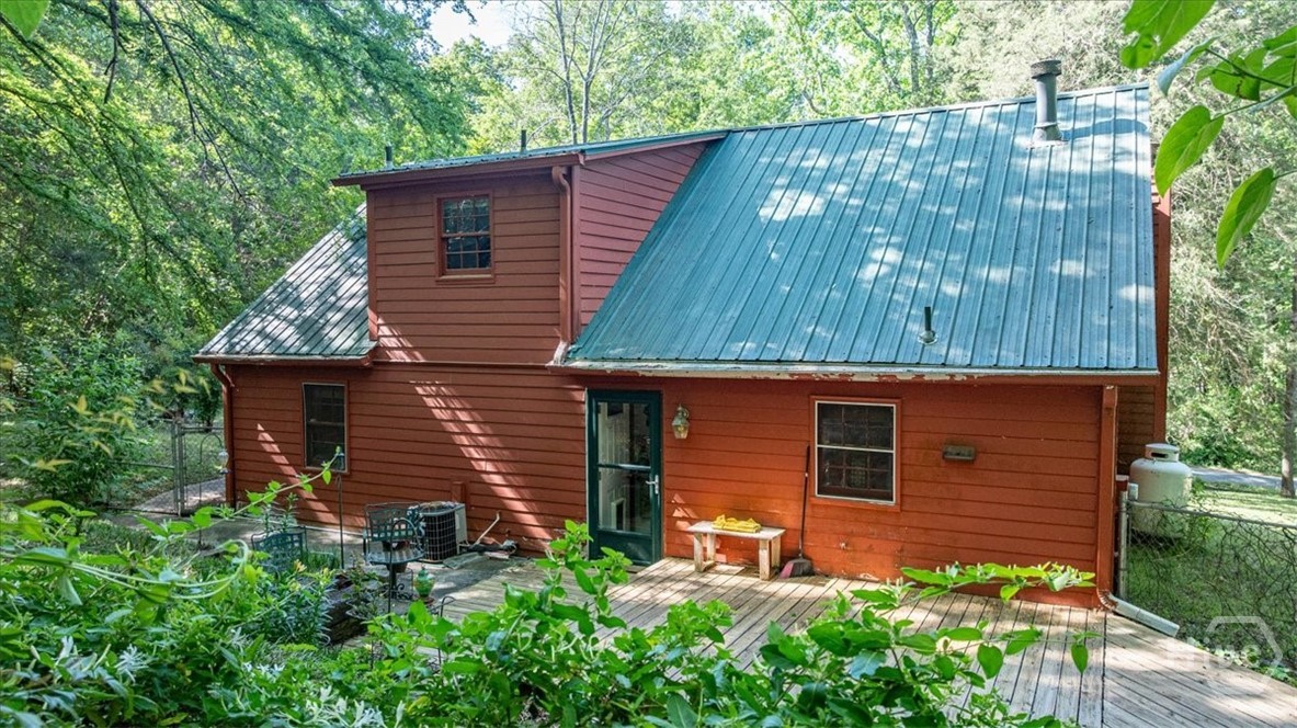 125 Clarkewoods Road Athens, GA 30607 - Photo 40 of 57 Gallery Image 40