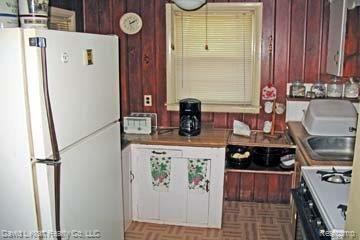 7490 Port Austin Road Caseville, MI 48725 - Photo 4 of 16 7490PtAustinKitchen.jpg